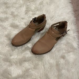 Leather ankle boots